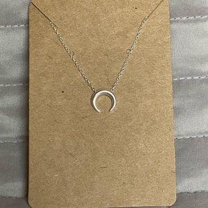 Dainty silver horseshoe necklace
